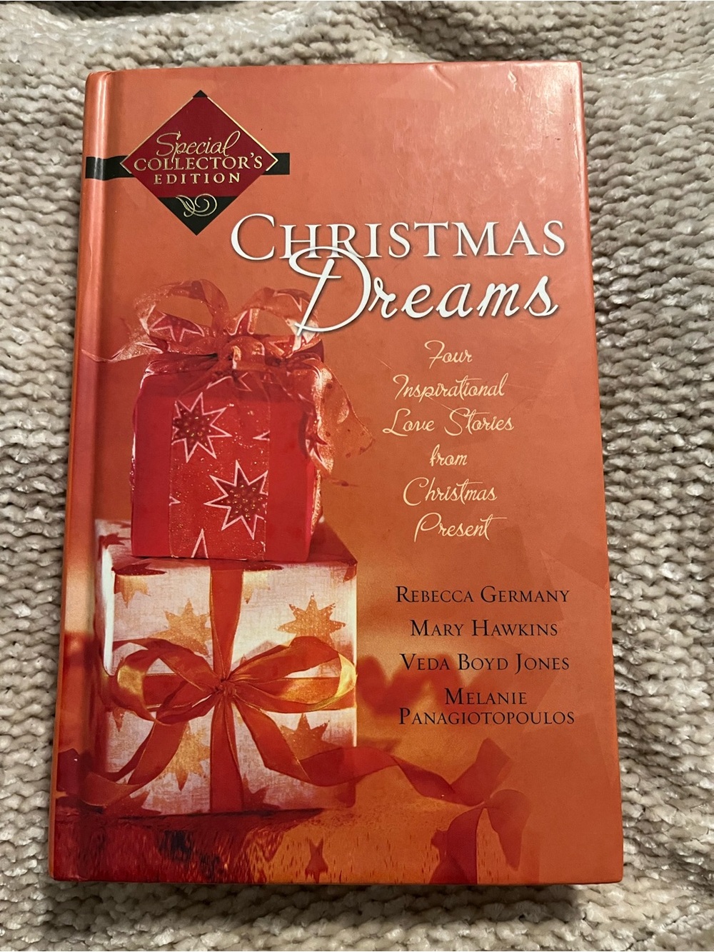 Christmas Dreams Holiday Book 4 Inspiration Love Stories From Christmas Present